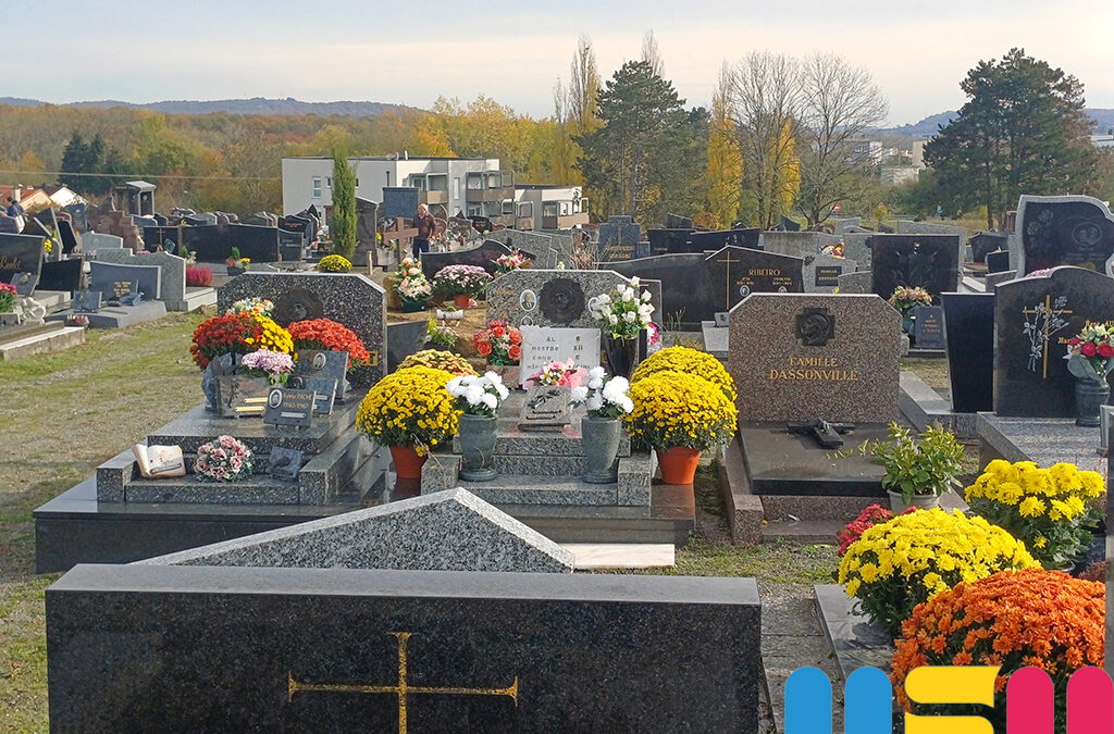 Le cimetière est prêt pour la Toussaint