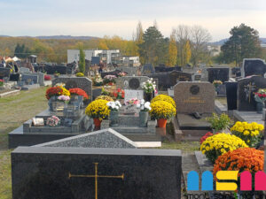 Le cimetière est prêt pour la Toussaint